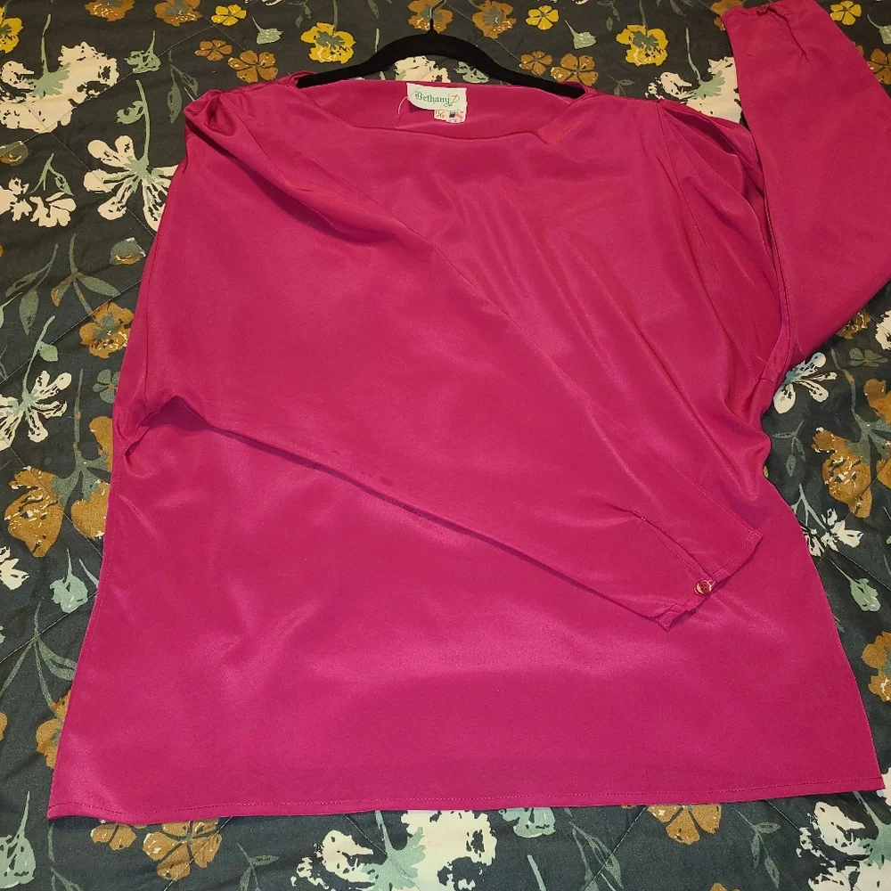 Bethany Vintage Blouse Bright Pink Silk Like Material Sz 11/12 - Picture 9 of 12